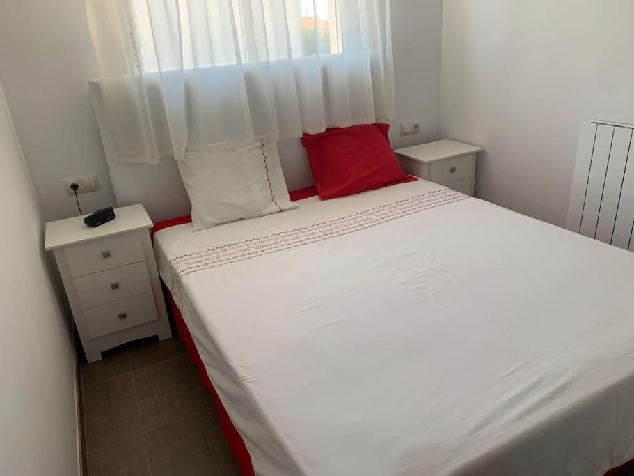 Precioso Apartamento Con Vista Al Mar Calafell Exterior foto