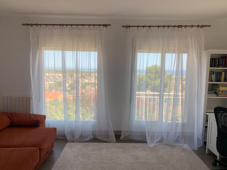 Precioso Apartamento Con Vista Al Mar Calafell Exterior foto