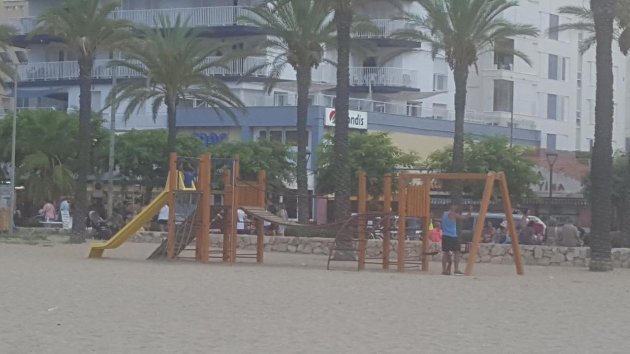 Precioso Apartamento Con Vista Al Mar Calafell Exterior foto